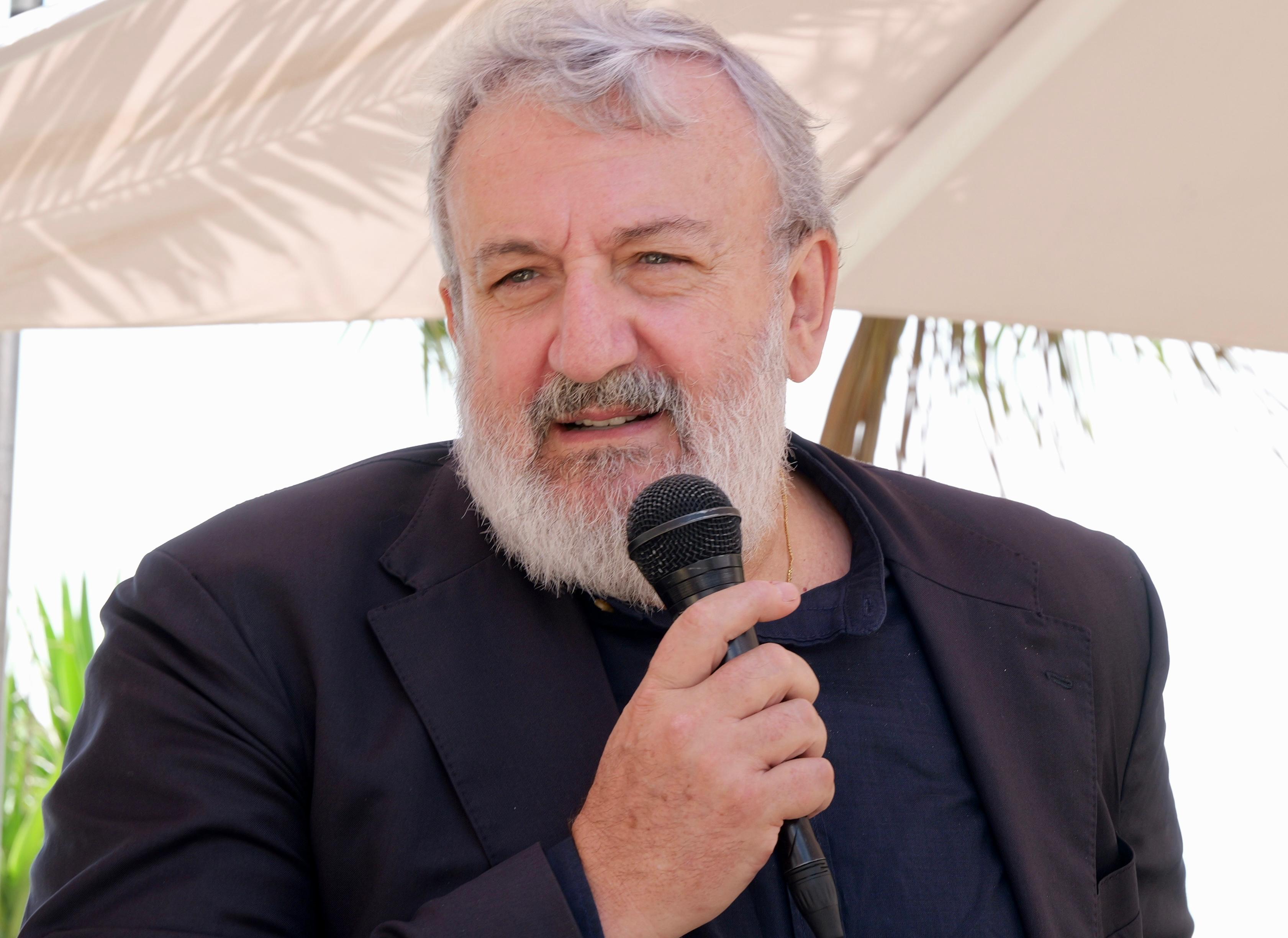 Galleria Manfredonia Rinasce: il Porto Industriale della Capitanata pronto a rivoluzionare l'economia locale - Diapositiva 2 di 9