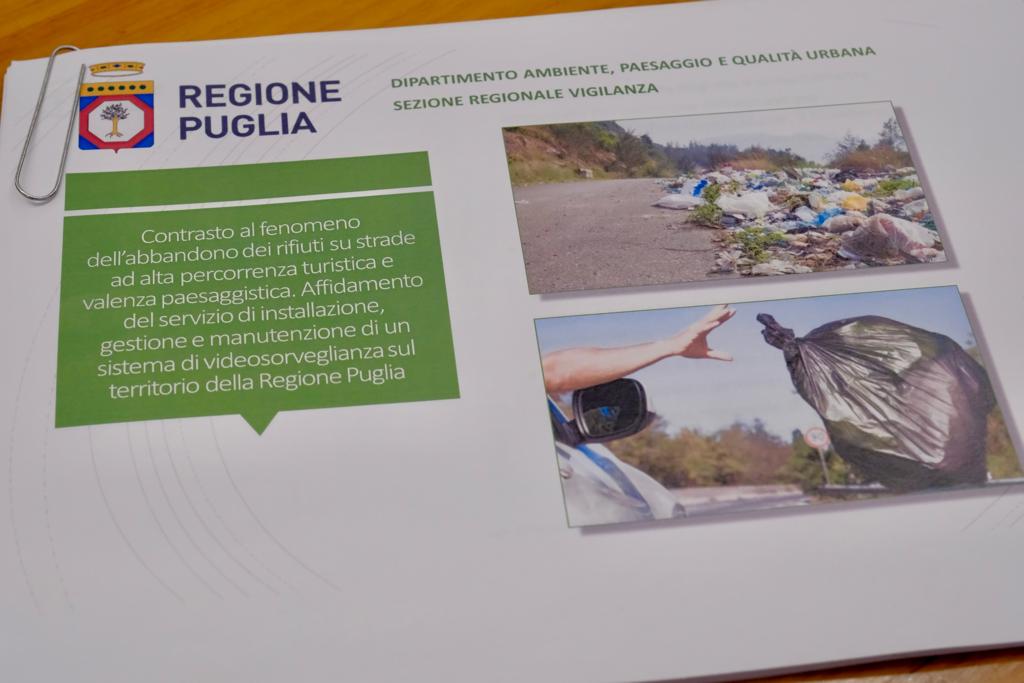 Galleria Abbandono di rifiuti su strade ad alta percorrenza turistica e valenza paesaggistica, arriva il progetto della Regione Puglia per contrastare il fenomeno - Diapositiva 13 di 13