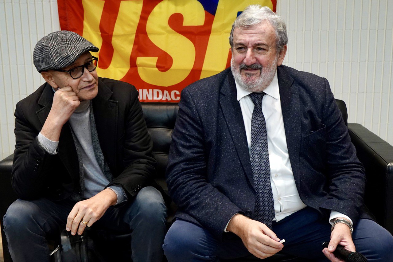 Galleria Ex Ilva, Emiliano all’assemblea USB di Taranto: “Il Governo è in difficoltà, ma spero ci autorizzi a utilizzare la somma di denaro messa a disposizione dalla Regione Puglia” - Diapositiva 1 di 11