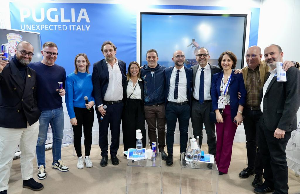 Galleria L’1 e 2 luglio 2023 l’élite del Red Bull Cliff Diving  torna per la 10° volta a Polignano a Mare - Diapositiva 7 di 16