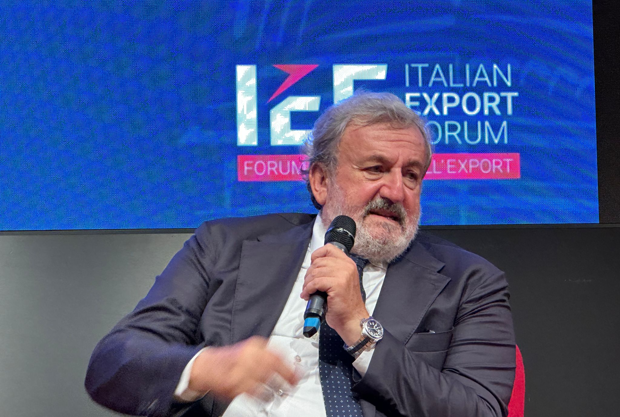 Galleria EMILIANO IN PIEMONTE PER GLI STATI GENERALI DELL’EXPORT: “GIORNATA DI CONFRONTO E RIFLESSIONI SU COME STABILIRE LEGAMI CON ALTRI SISTEMI ECONOMICI” - Diapositiva 3 di 3