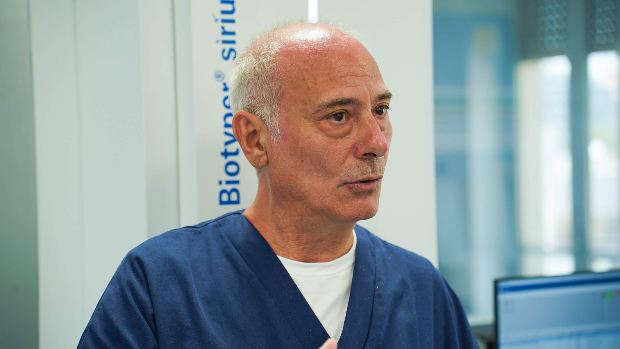 Galleria Nuovo laboratorio di Microbiologia provinciale della ASL all'ospedale Di Venere - Diapositiva 11 di 21