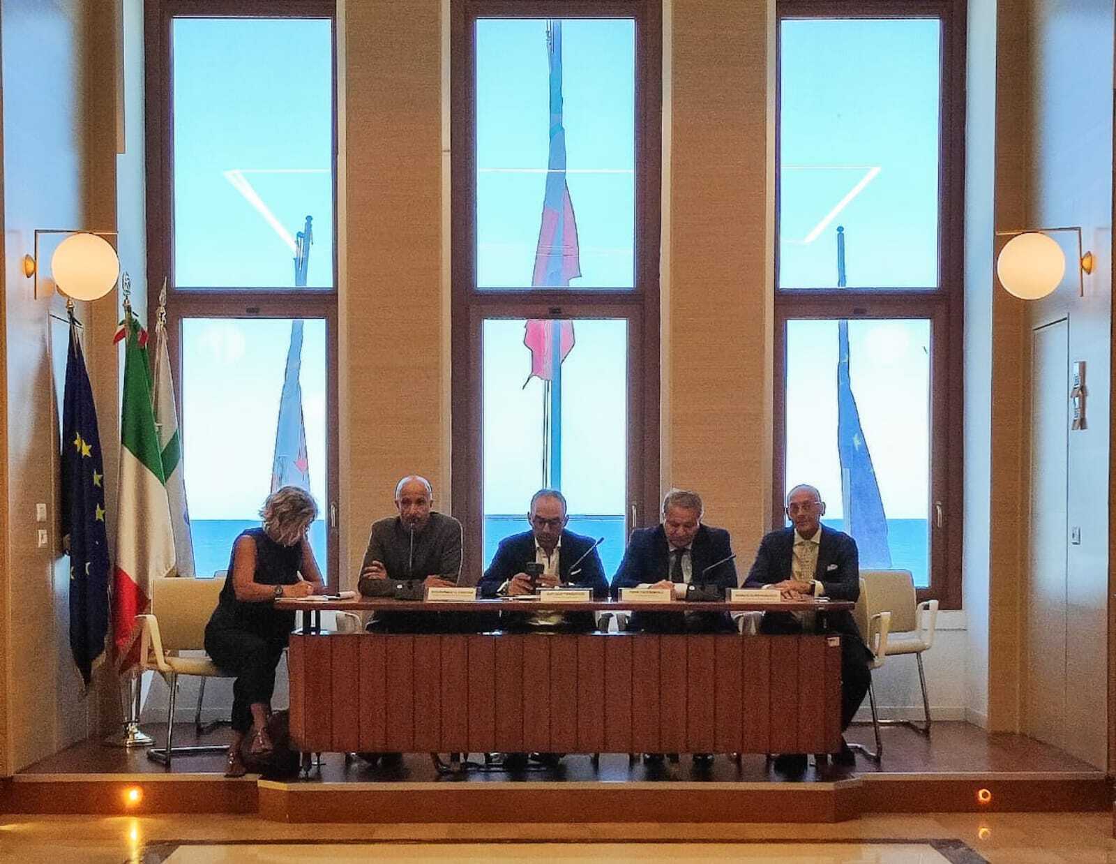 Galleria ZES-AICE 2024, oggi in Regione l’incontro per la conferenza mondiale di Bari - Diapositiva 2 di 5