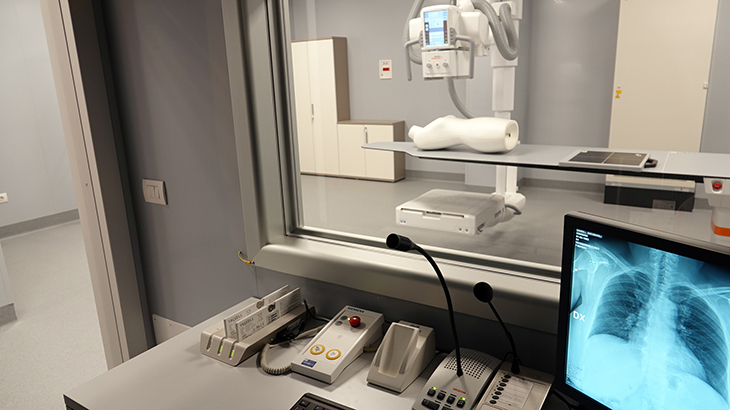 Galleria Inaugurata la nuova radiologia di urgenza al Policlinico di Bari, da oggi dedicata ai pazienti Covid-19 - Diapositiva 12 di 17