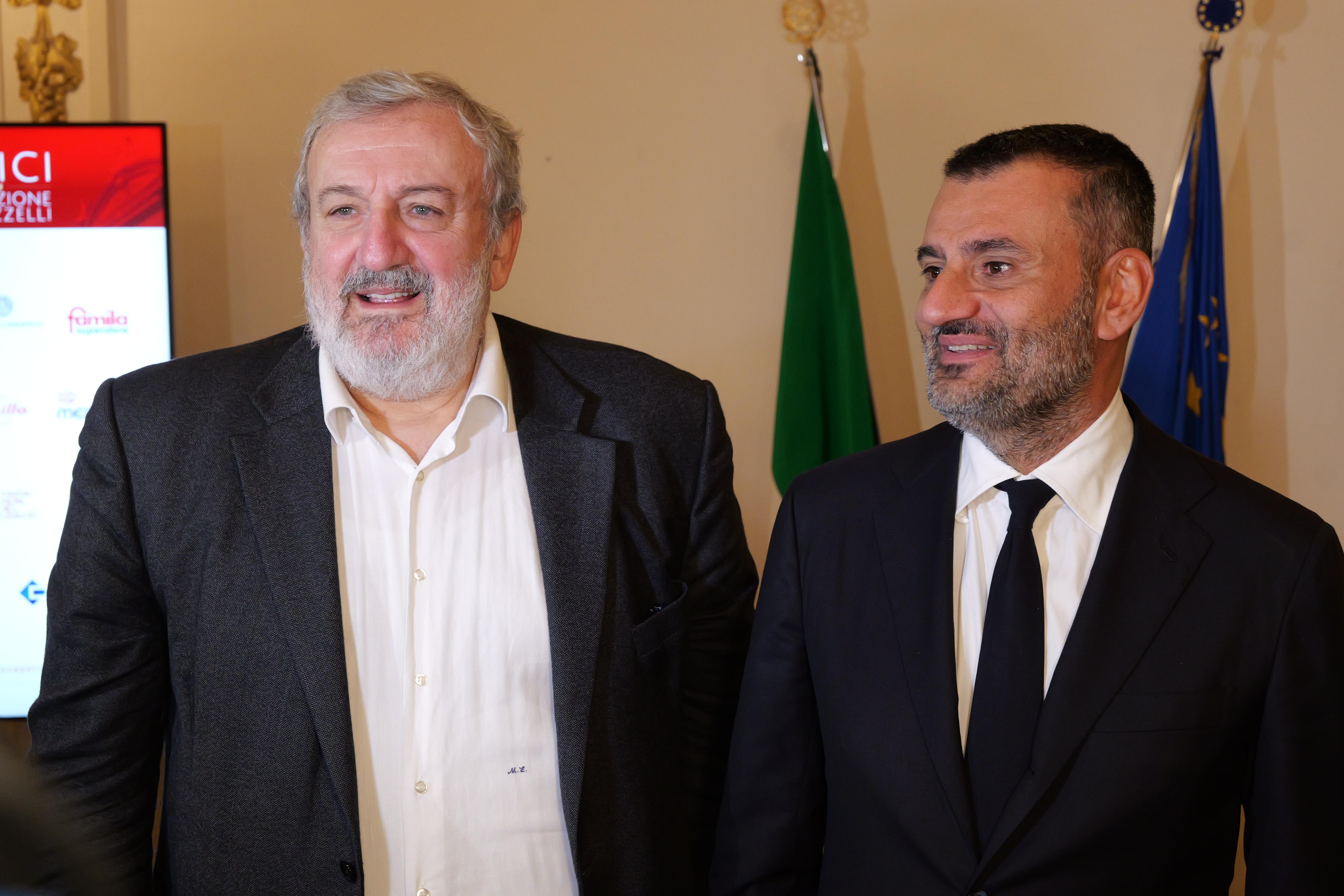 Galleria PRESENTAZIONE DI “TUTTI ALL’OPERA”, L’INIZIATIVA A SOSTEGNO DELLA RACCOLTA FONDI DA PRIVATI PER LE ATTIVITÀ ARTISTICO-CULTURALI DELLA FONDAZIONE PETRUZZELLI - Diapositiva 6 di 7