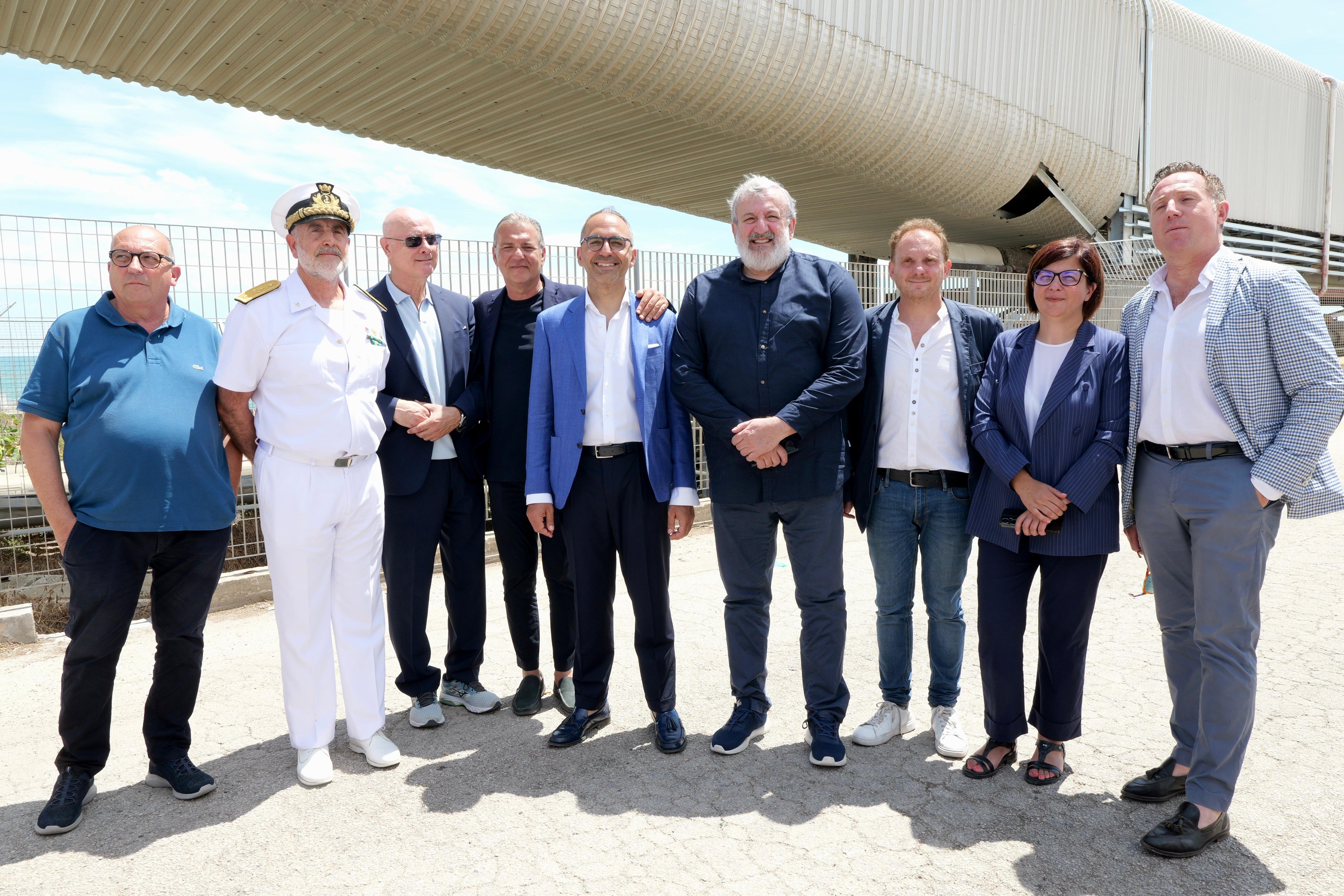 Galleria Manfredonia Rinasce: il Porto Industriale della Capitanata pronto a rivoluzionare l'economia locale - Diapositiva 4 di 9