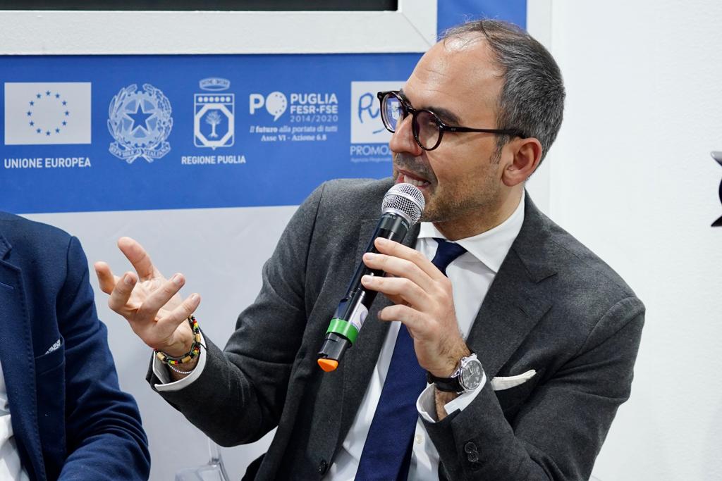 Galleria L’1 e 2 luglio 2023 l’élite del Red Bull Cliff Diving  torna per la 10° volta a Polignano a Mare - Diapositiva 13 di 16