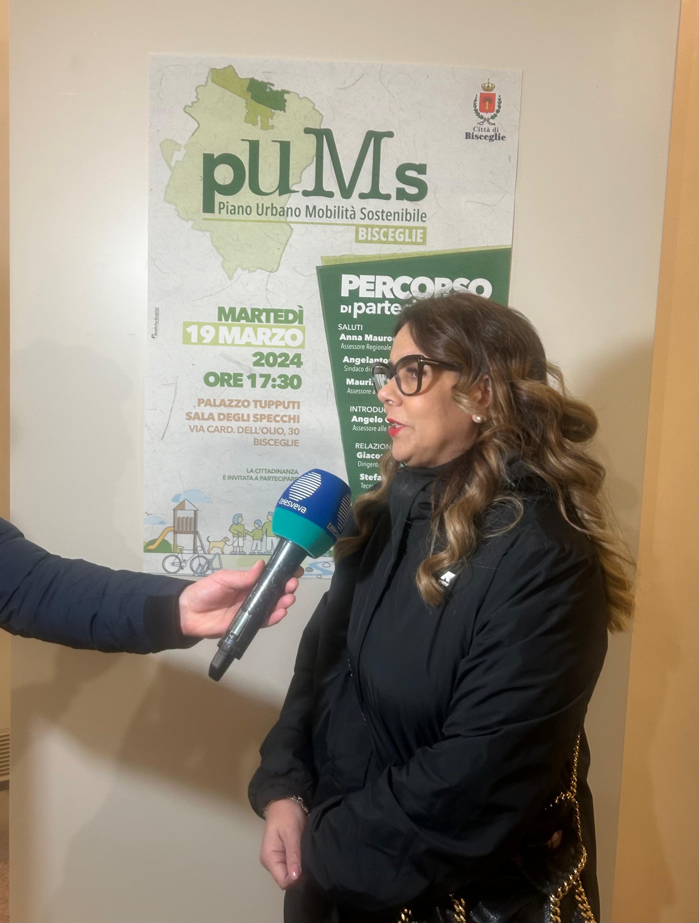 Galleria Trasporti, l’assessore Maurodinoia all’incontro pubblico sul PUMS di Bisceglie, strumento essenziale per una mobilità sostenibile in città - Diapositiva 2 di 5
