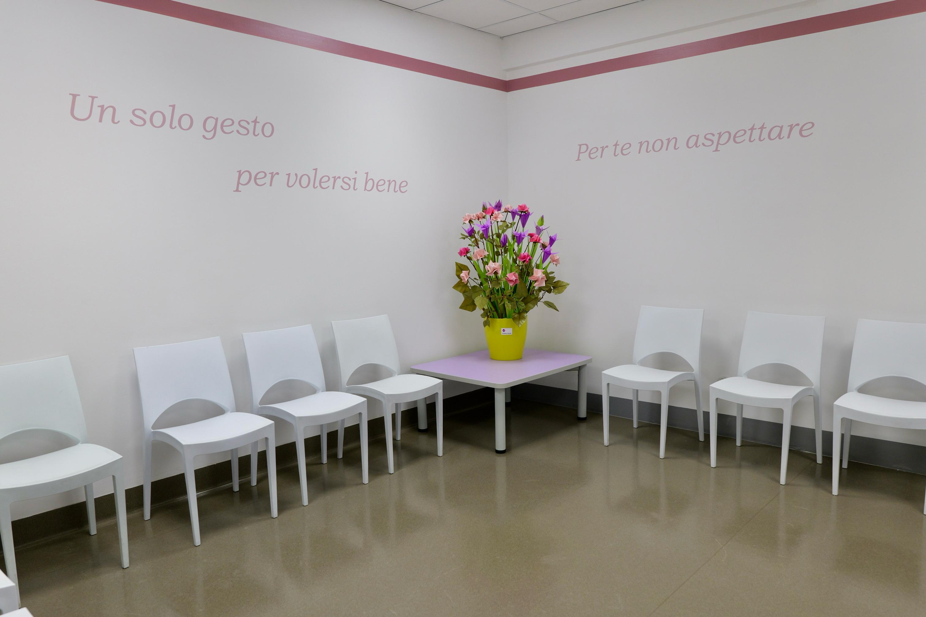 Galleria Un nuovo centro Screening con mammografo digitale 3D nel cuore di Bari: sarà a disposizione di 10mila donne residenti nei quartieri Madonnella, Libertà, Bari Murat e Città vecchia - Diapositiva 4 di 10