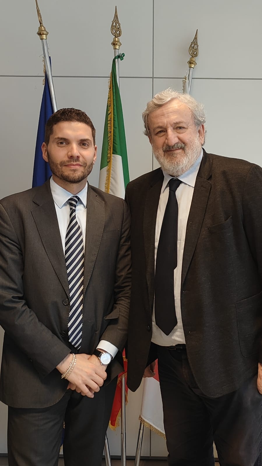 Galleria Il presidente Emiliano nomina Leoci consigliere delegato regionale per le politiche in favore delle persone giovani e degli adolescenti - Diapositiva 2 di 2