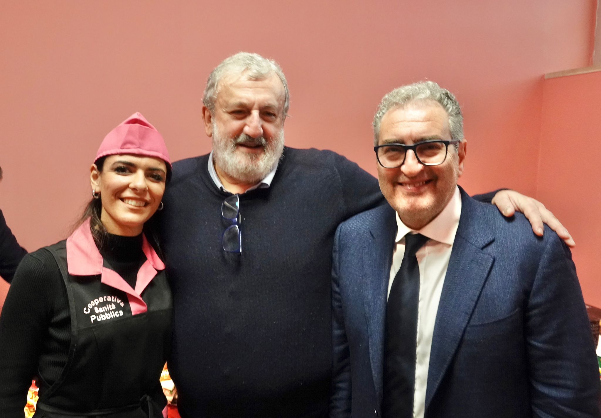 Galleria FRANCAVILLA FONTANA, IL PRESIDENTE EMILIANO INAUGURA IL REPARTO DI ONCOLOGIA DELL'OSPEDALE 
