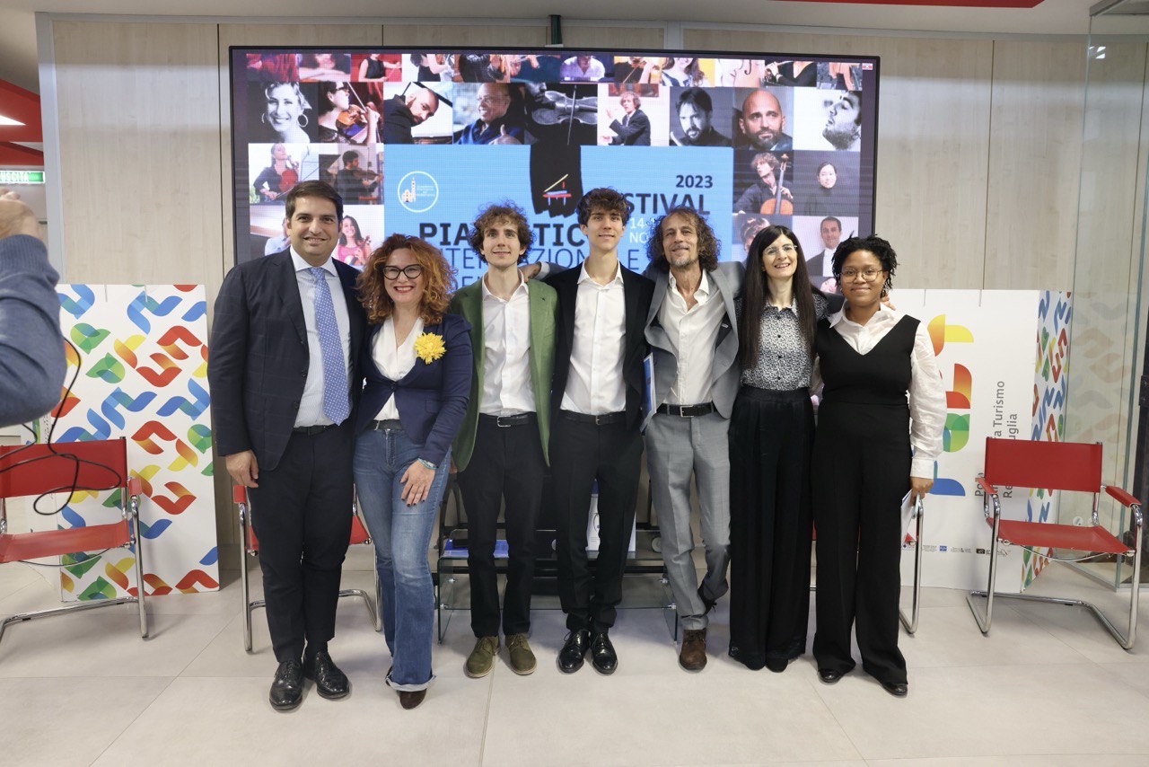 Galleria Festival pianistico Internazionale del Mediterraneo, presentato in conferenza stampa il programma della kermesse - Diapositiva 1 di 3