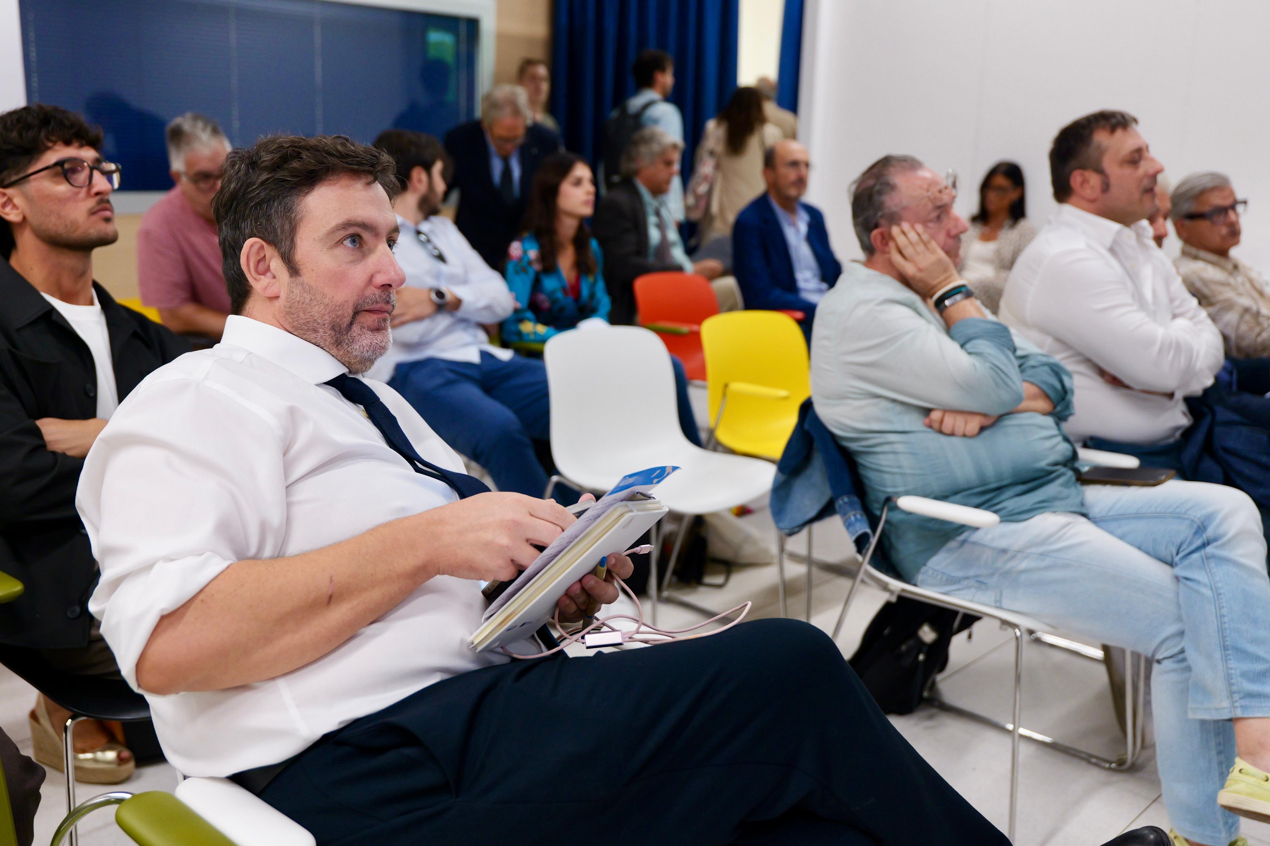 Galleria Fiera del Levante, si chiude la settimana di “Tutta la Puglia, abbiamo un programma da realizzare insieme”: 150 temi, oltre 500 interventi e quasi 3000 partecipanti - Diapositiva 14 di 24