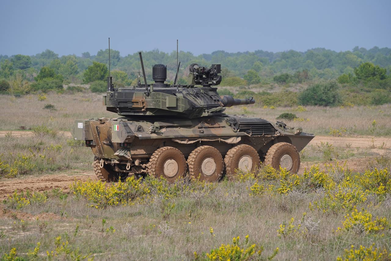 Galleria Il Capo di Stato Maggiore dell’Esercito incontra il Presidente Emiliano - Diapositiva 13 di 13