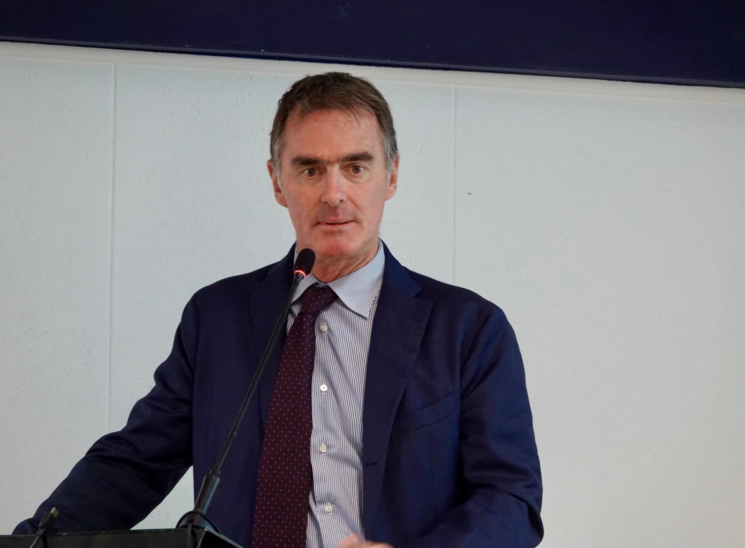 Galleria POLICLINICO FOGGIA, EMILIANO E PIEMONTESE ALLA PRESENTAZIONE DEL NUOVO REPARTO DI CARDIOCHIRURGIA: “UNA GRANDE SFIDA DI COMPETENZA, FIDUCIA E PROFESSIONALITÀ” - Diapositiva 7 di 12