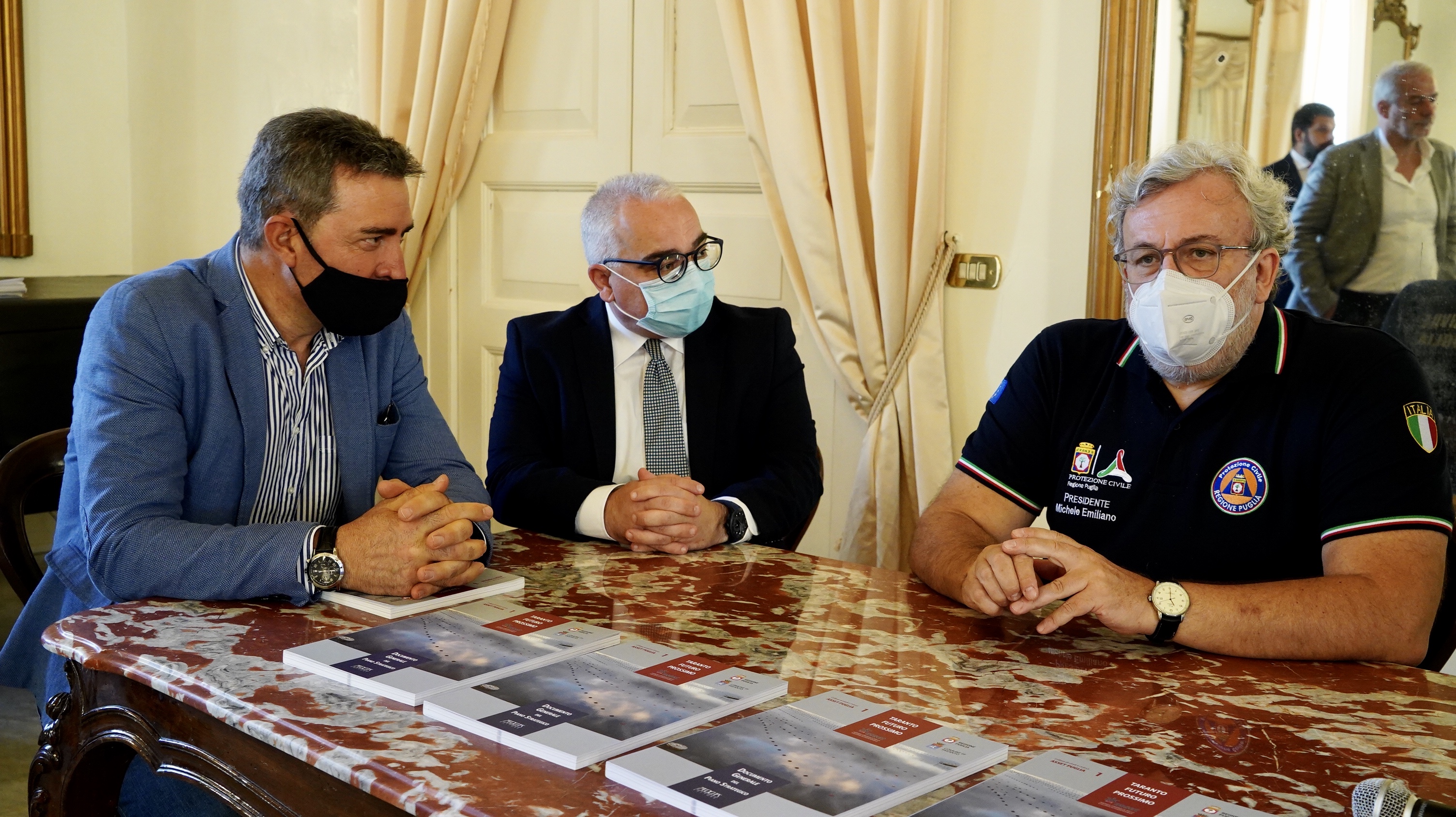 Galleria Emiliano e Melucci alla presentazione del libro 