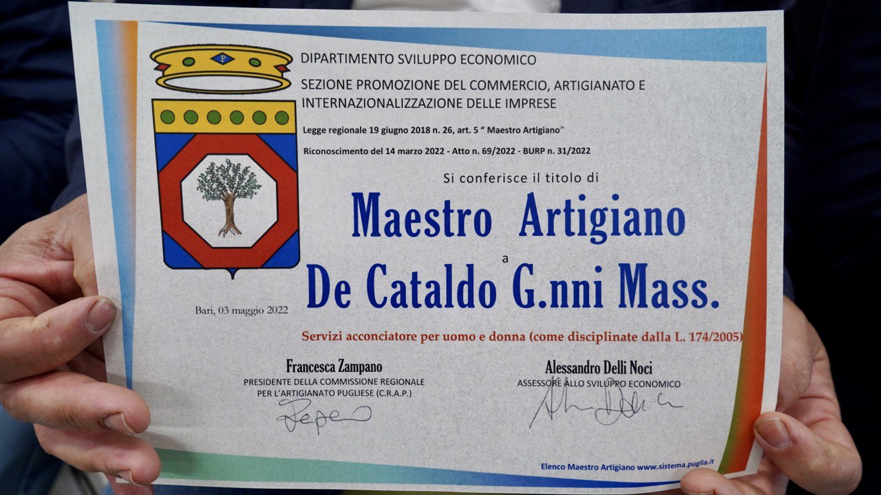 Galleria Una giornata dedicata all’Artigianato per riconoscerne il ruolo strategico nello sviluppo economico, culturale e sociale della Puglia    - Diapositiva 9 di 12