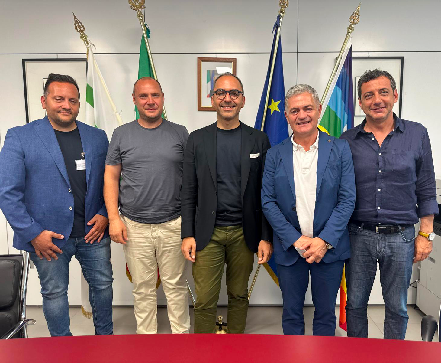 Galleria Lesina e Varano, annunciato stanziamento regionale di 4 milioni di euro per canali artificiali - Diapositiva 2 di 2