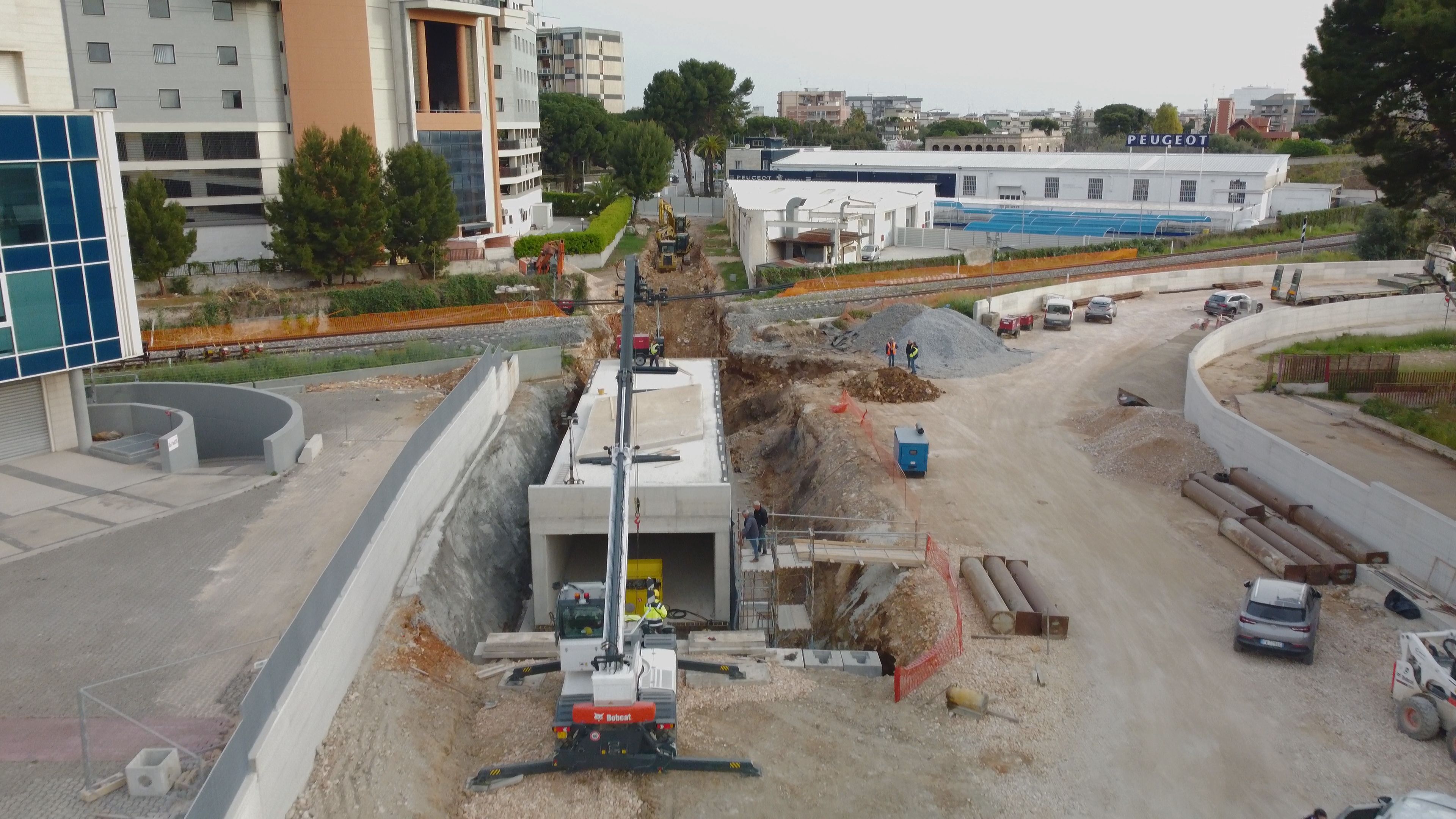 Galleria Sicurezza ferroviaria e una nuova viabilità sostenibile al Quartierino di Bari grazie al progetto Strade Nuove tra Regione Puglia, Comune di Bari e FAL - Diapositiva 3 di 5