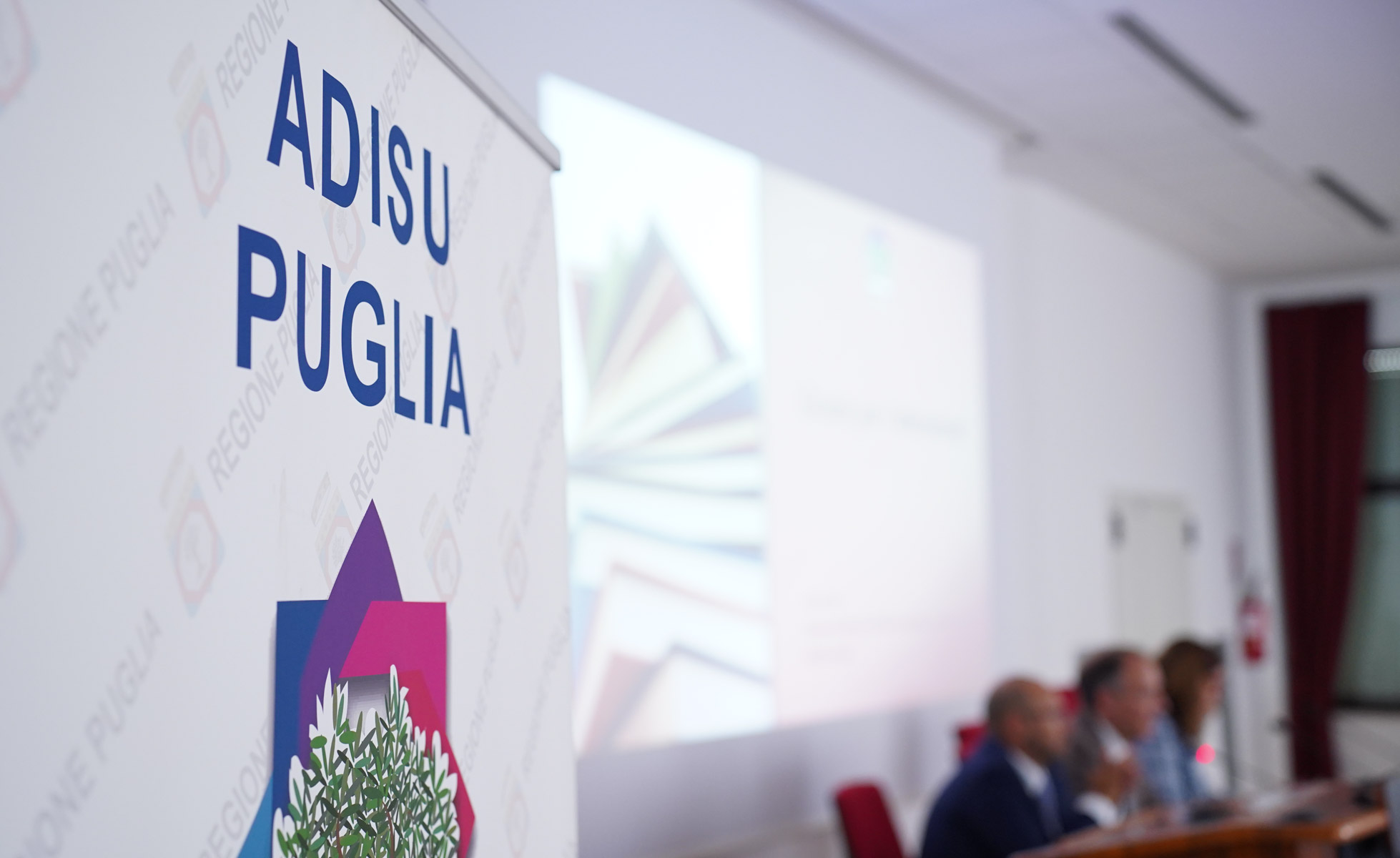 Galleria L’assessore Leo “Il presente e il futuro del diritto allo studio per una Puglia Regione Universitaria” - Diapositiva 12 di 13