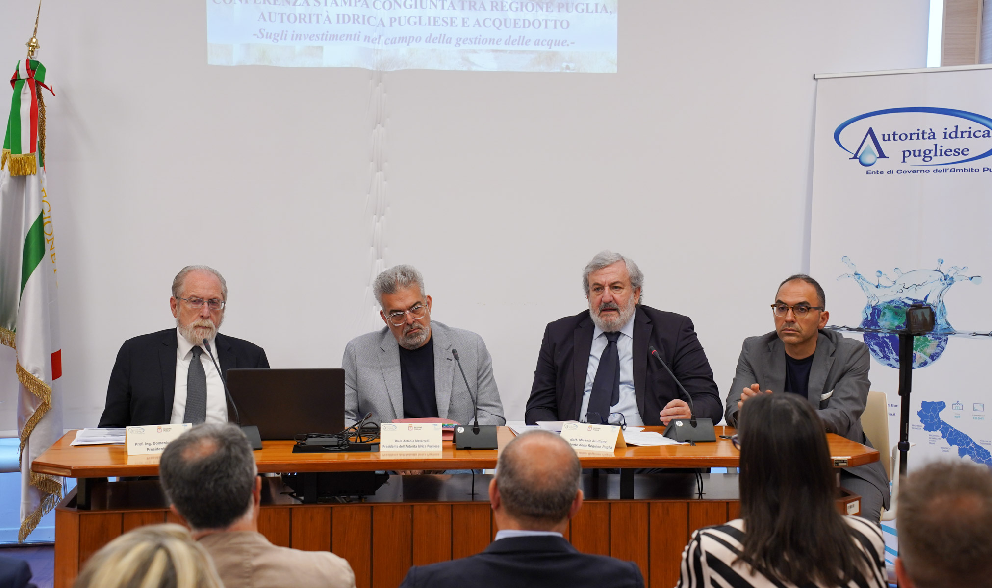 Galleria Presentato da Regione, AIP e AQP il Piano d’Ambito per la gestione delle acque in Puglia - Diapositiva 9 di 10