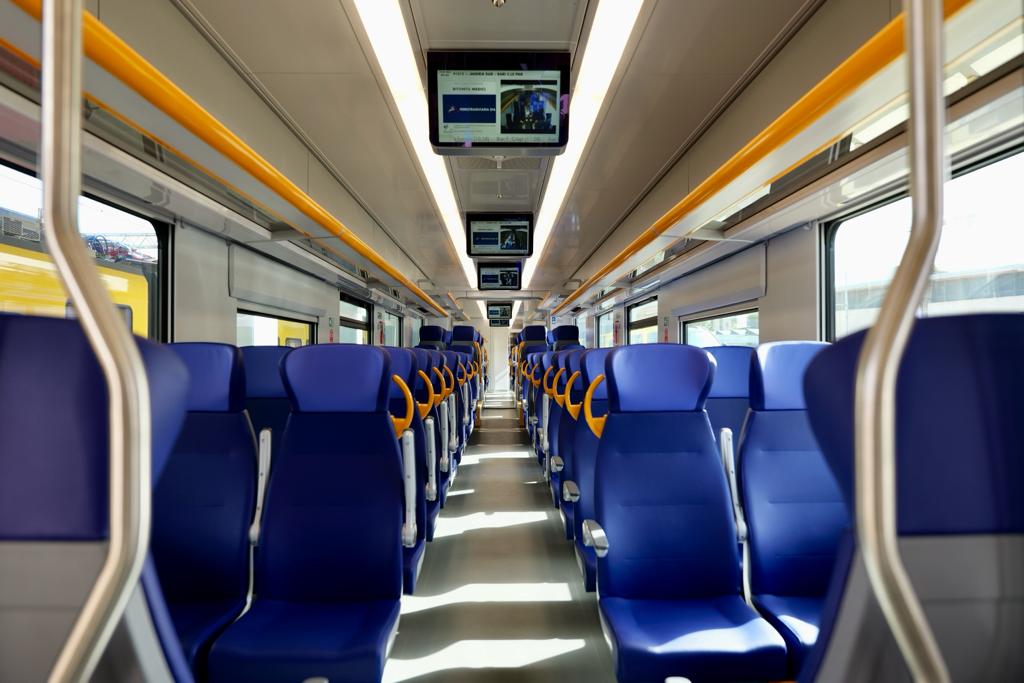 Galleria Trasporti, presentati i nuovi treni regionali Alstom che circoleranno sulla linea di Ferrotramviaria - Diapositiva 4 di 14