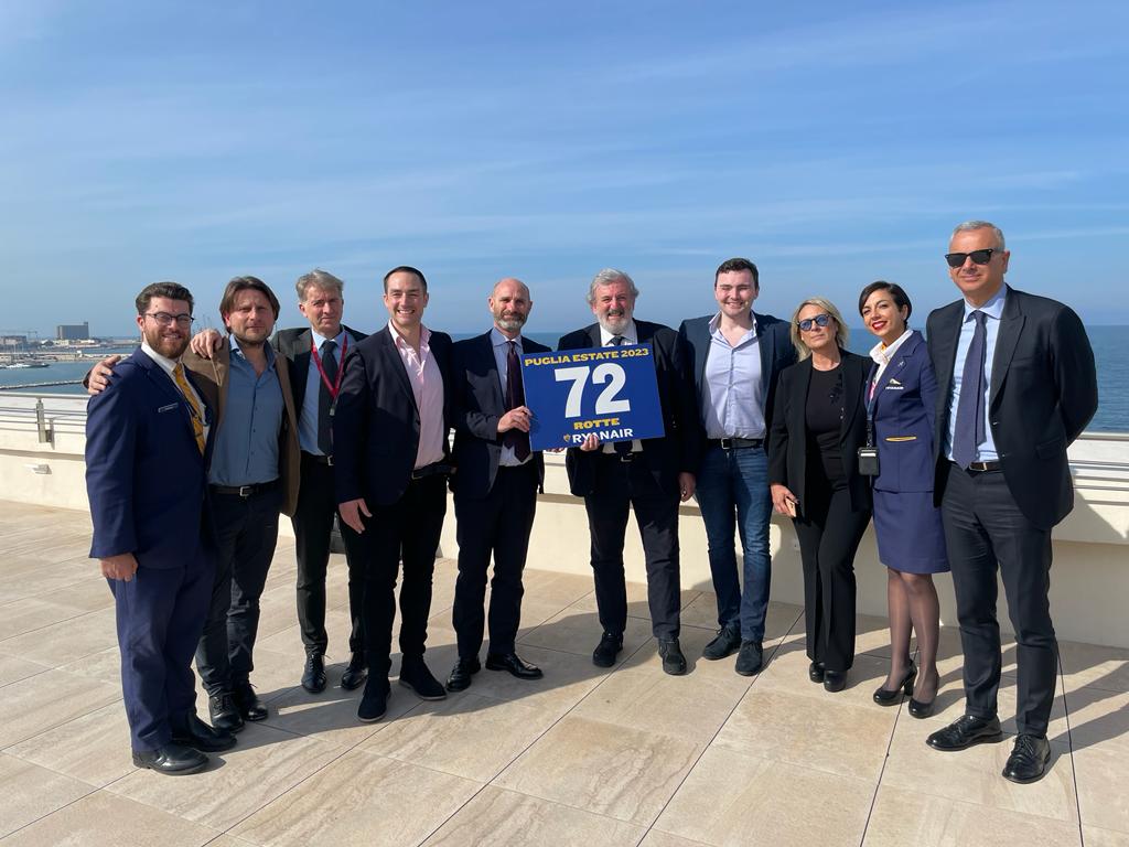 Galleria Ryanair lancia il suo programma operativo per l’estate 2023 in Puglia con sei nuove rotte e 500 milioni di dollari di investimento - Diapositiva 14 di 15